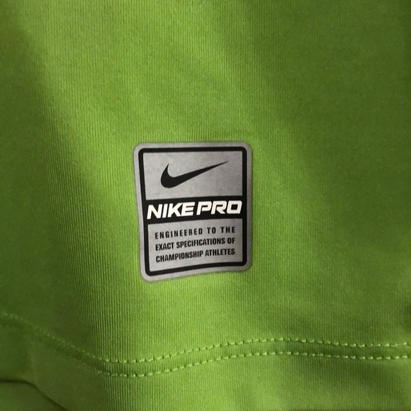 Nike pro athletic top - Picture 2 of 6